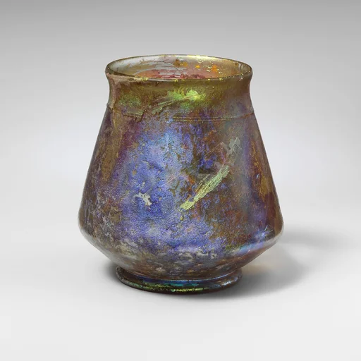 Glass cup