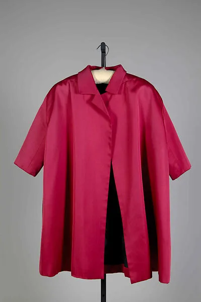 Evening coat — Hubert de Givenchy|House of Givenchy