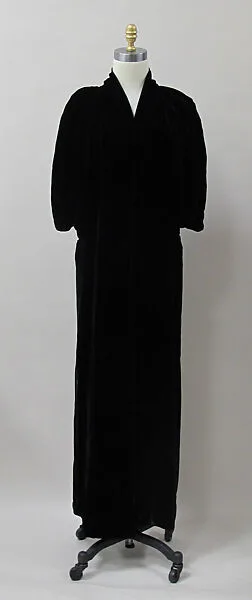 Evening coat — Charles James