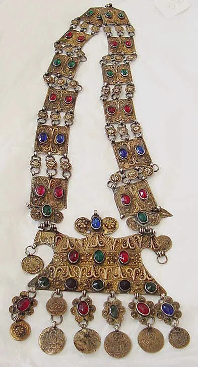 Necklace — Unknown
