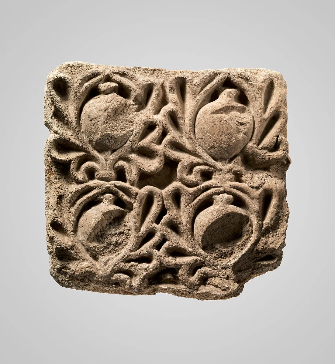 Wall decoration with pomegranates in palmettes — Unknown
