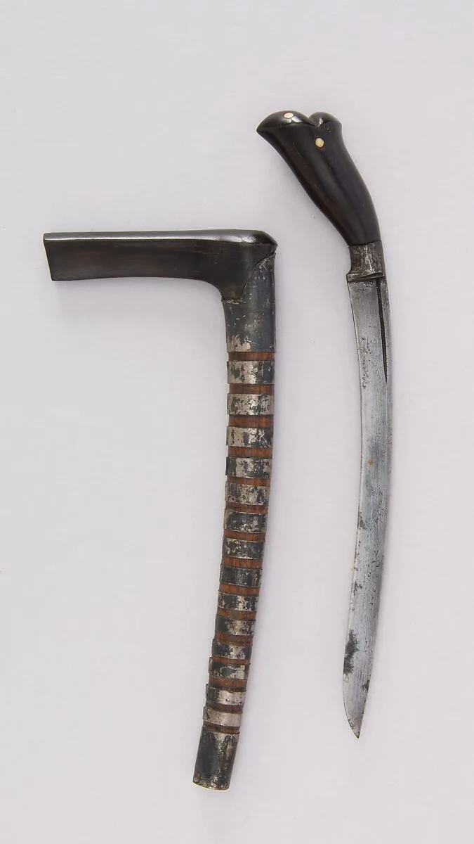 Knife (Bade-bade) with Sheath — Unknown