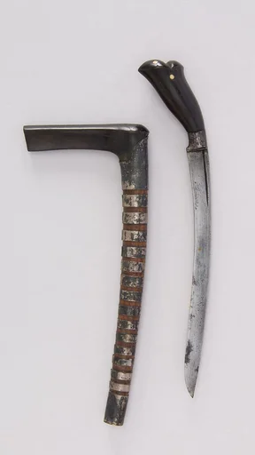 Knife (Bade-bade) with Sheath