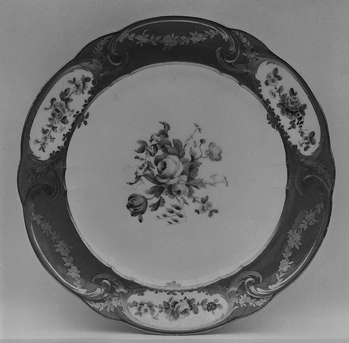 Plate (assiette à palmes) (1 of 102) (part of a service) — Sèvres Manufactory|Bertrand