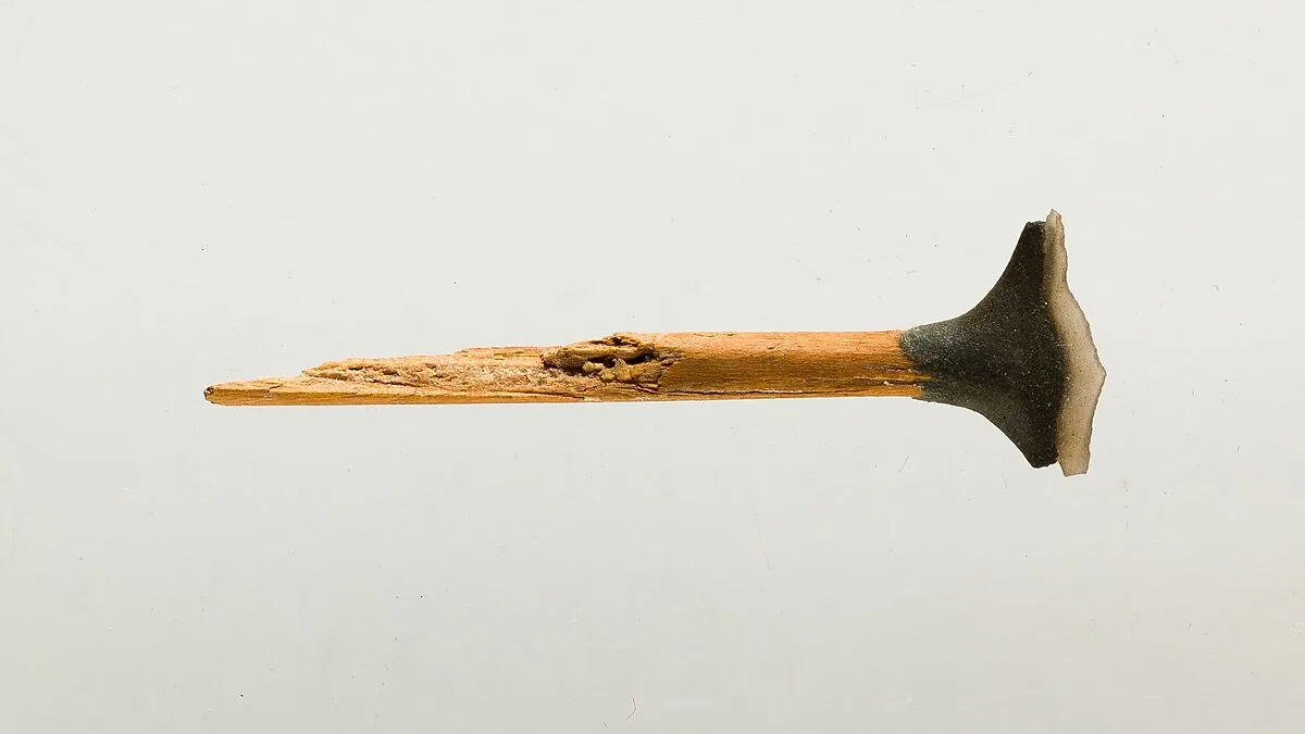 Transverse arrowhead hafted on an arrow fragment — Unknown