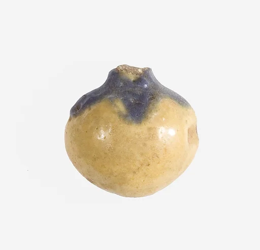 Persea fruit pendant