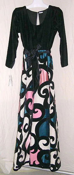 Evening dress — Yves Saint Laurent|Yves Saint Laurent