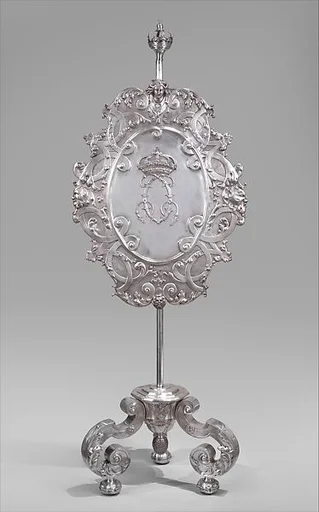 Fire screen