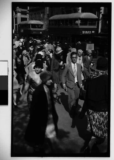 [Pedestrians on Fifth Avenue, New York City]