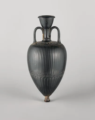Terracotta amphoriskos (flask)