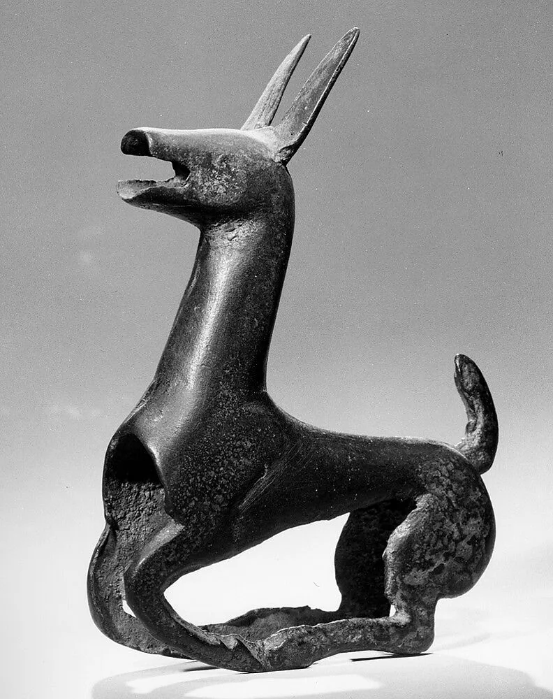 公元前5—4世紀 鹿形青銅車軛飾|Yoke ornament in the shape of a deer — Unknown