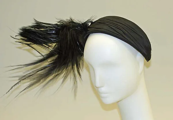 Hat — Lilly Daché