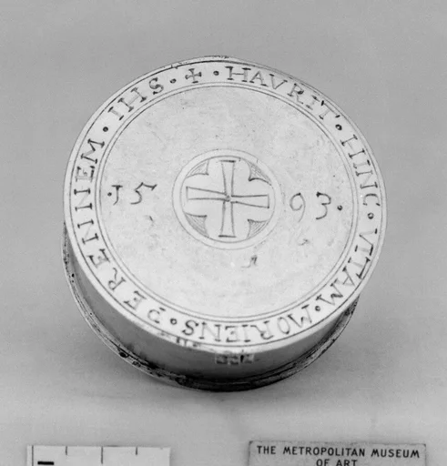 Pyx