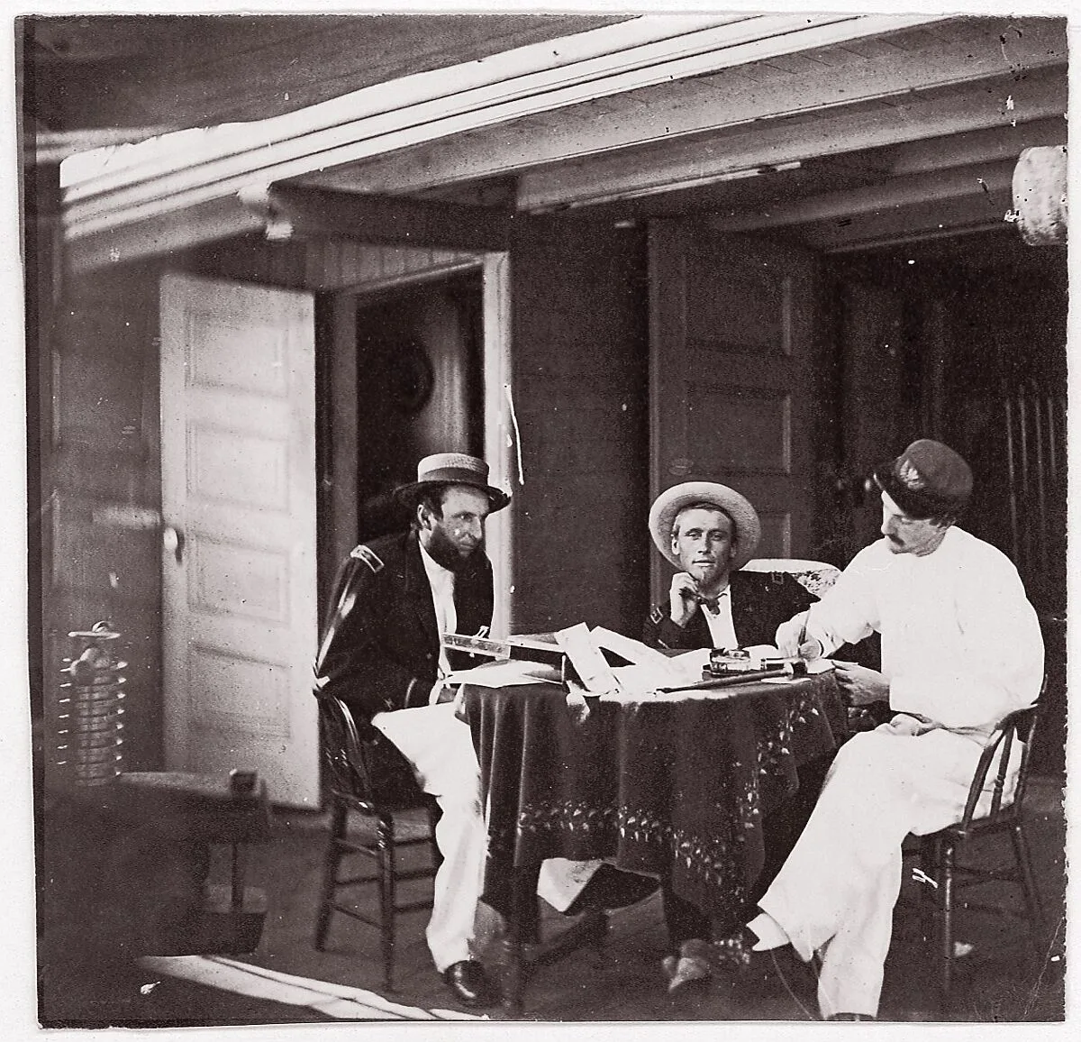 Officers of U.S.S. Hunchback — Mathew B. Brady|Unknown