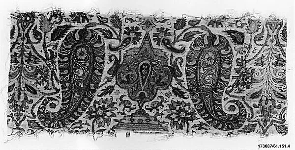 Fragment of a Shawl — Unknown