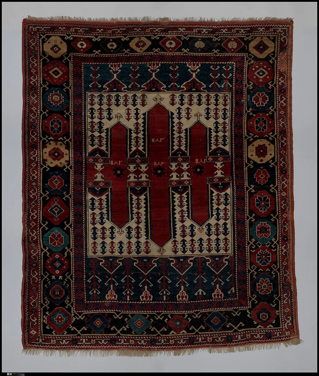 Carpet with Double-Ended Triple Niche — Unknown