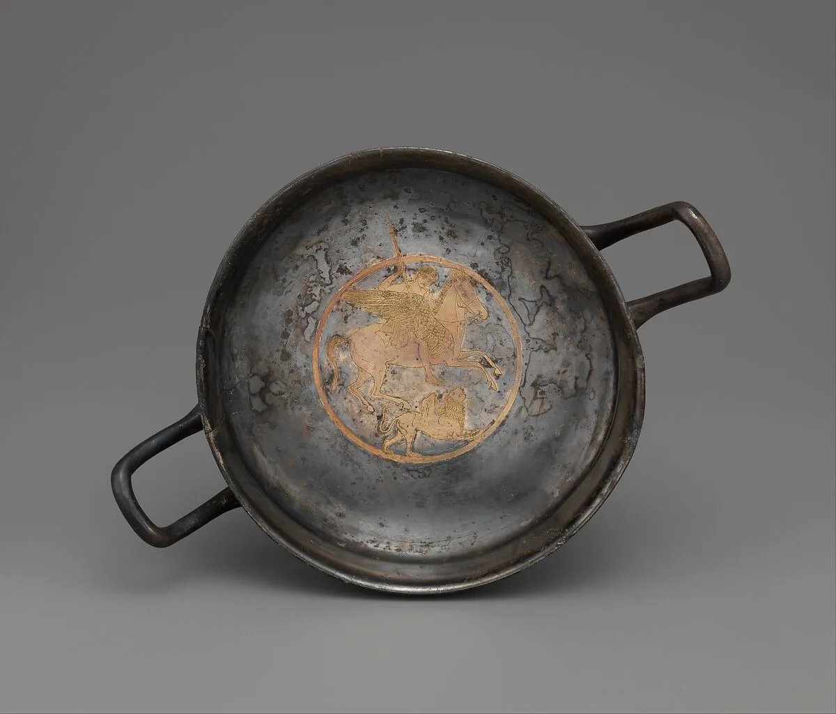 Gilt silver kylix — Unknown