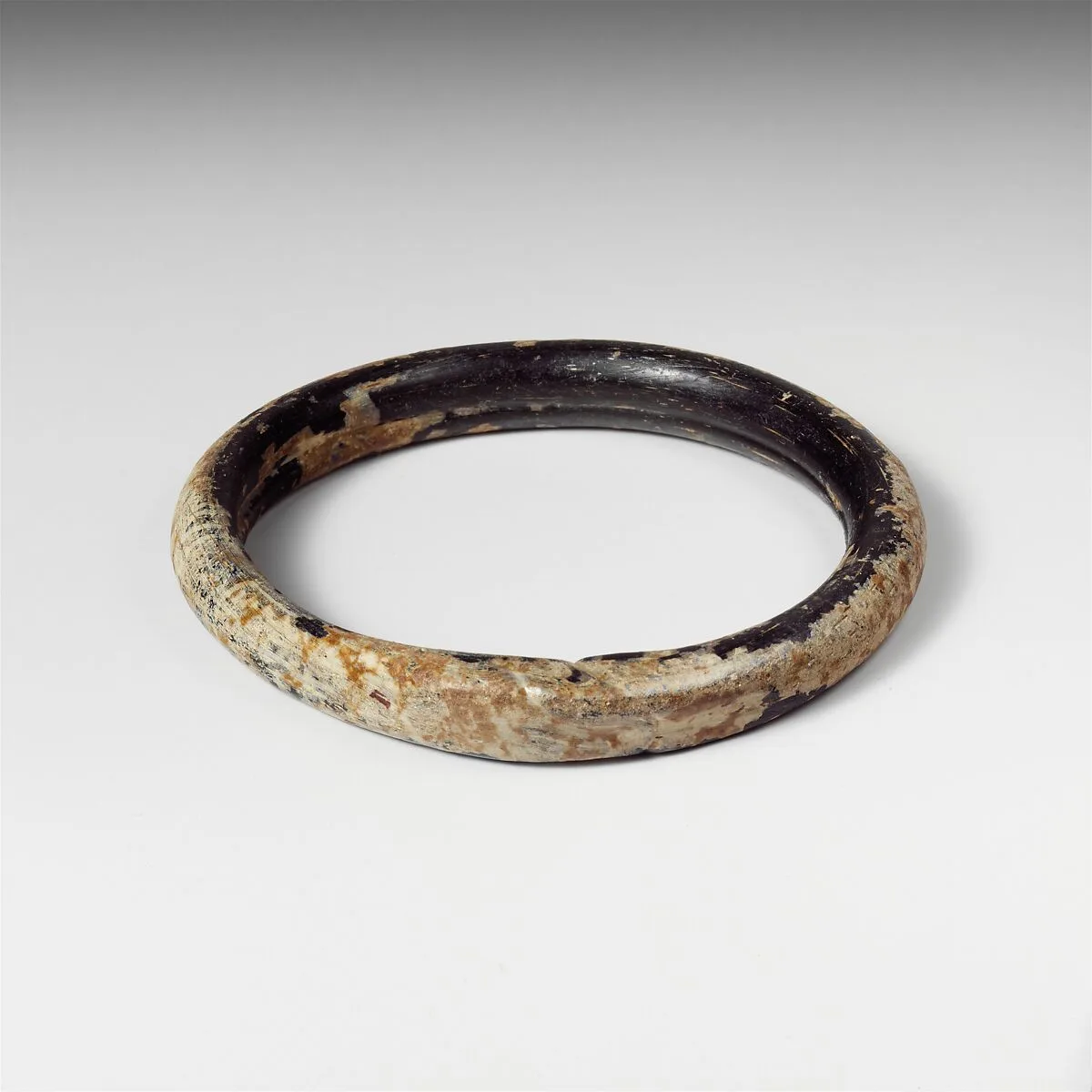 Glass bracelet — Unknown