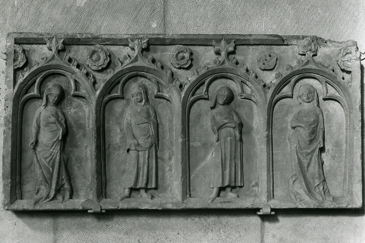 Four Figures Under an Arcade — Unknown