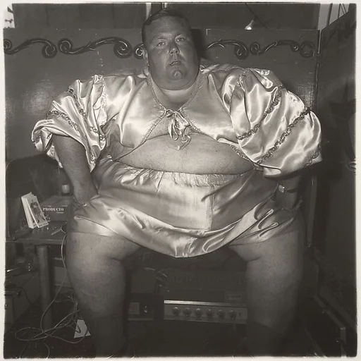 Fat man at a carnival, Md.