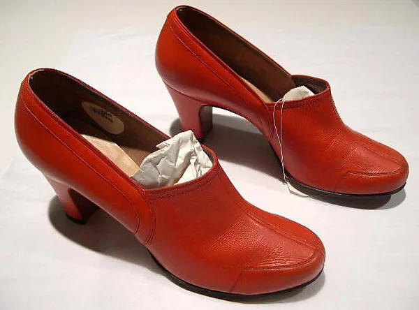 Shoes — Palter DeLiso, Inc.