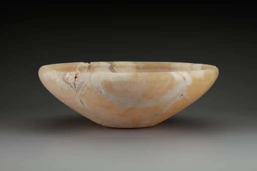 Shallow bowl