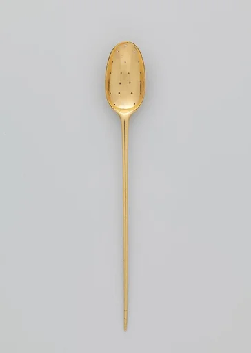 Strainer spoon (part of a set)