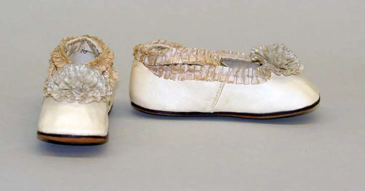 Shoes — Unknown