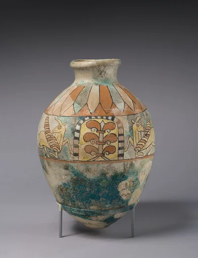 Jar with winged bulls flanking palmettes