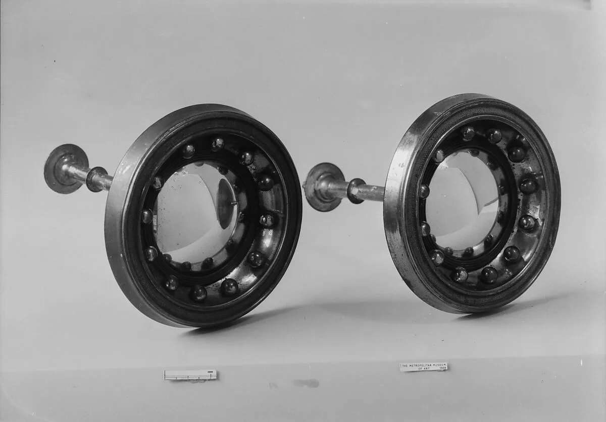 Curtain Knob — Unknown