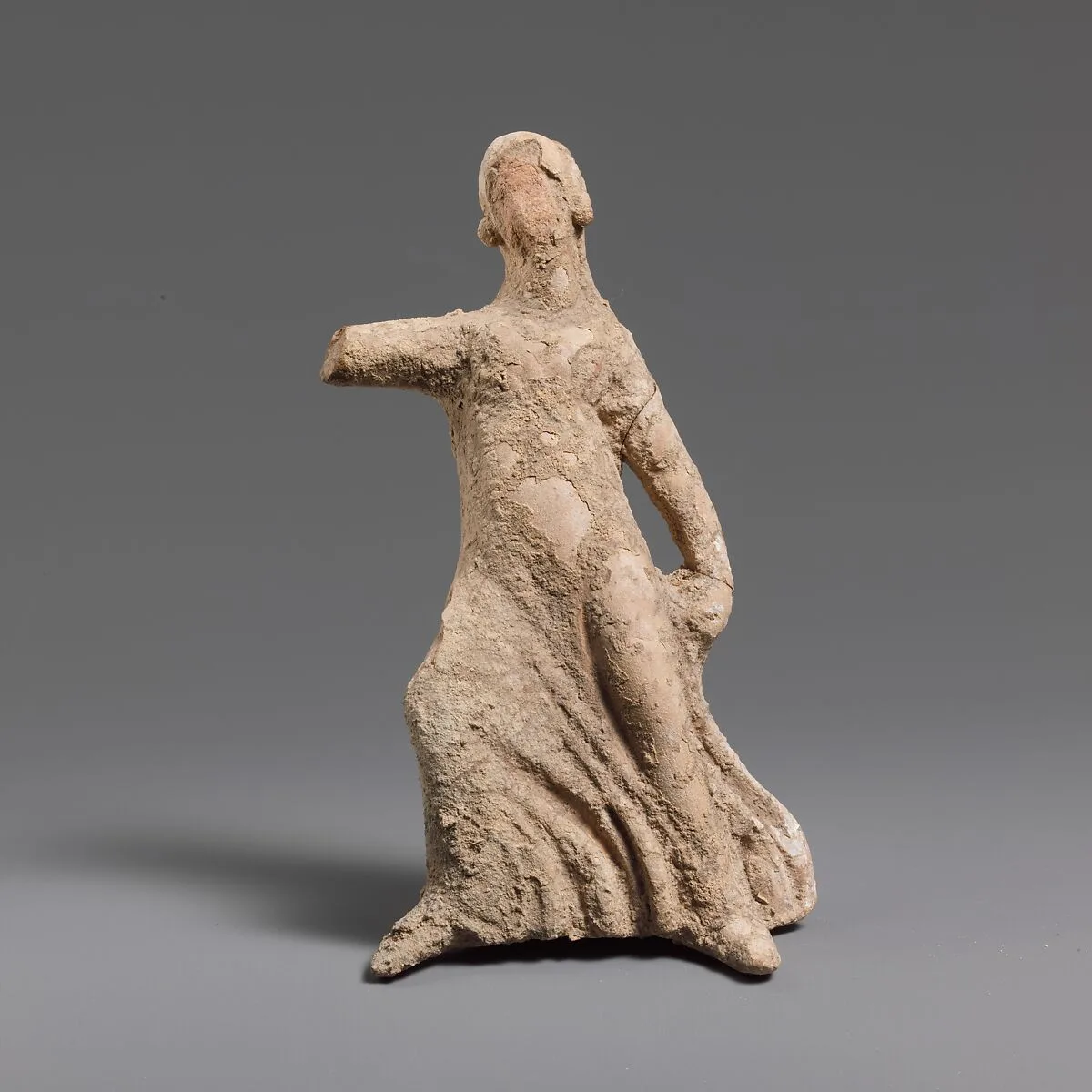 Terracotta statuette of a girl dancing — Unknown