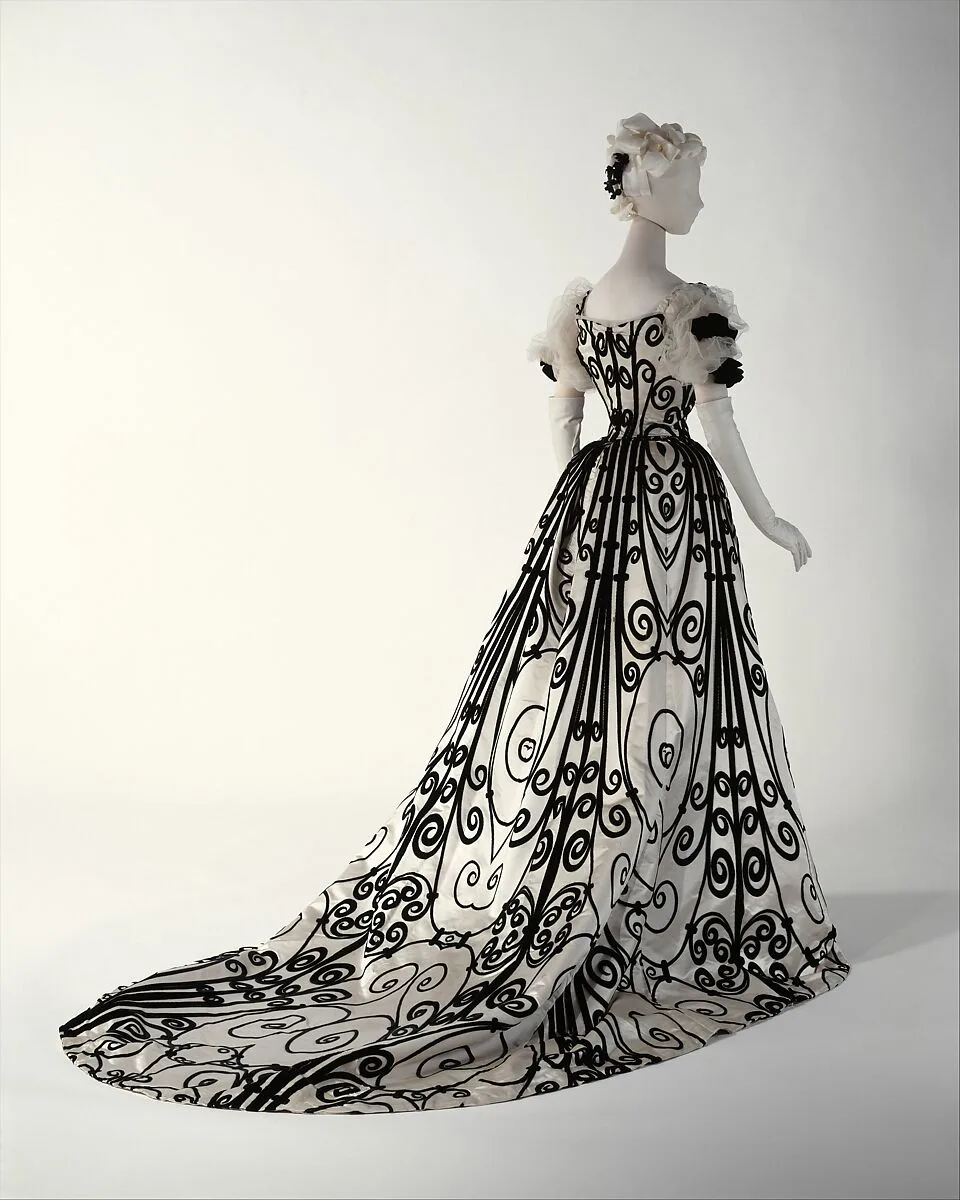 Evening dress — House of Worth