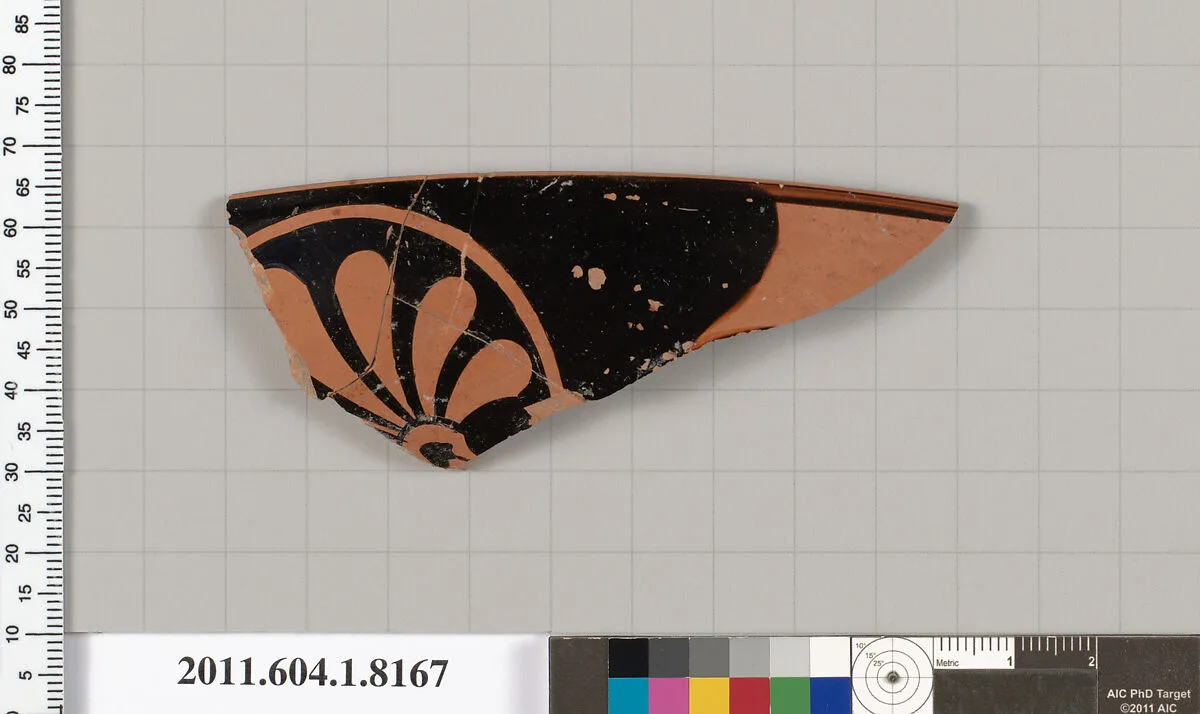 Terracotta rim fragment of a kylix (drinking cup) — Unknown