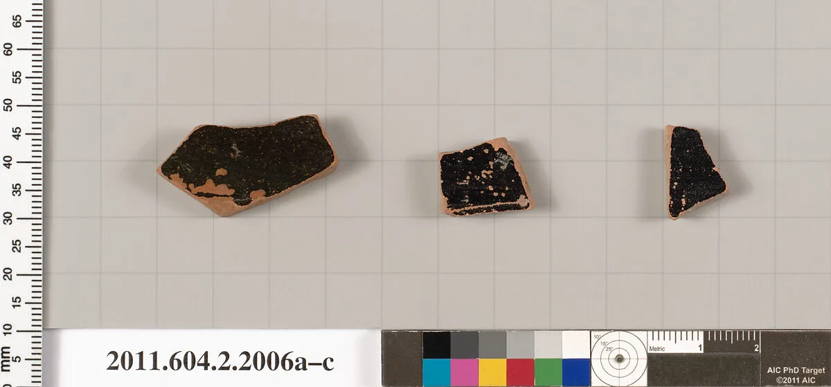 Terracotta fragments of pots; glazed on the inside — Unknown