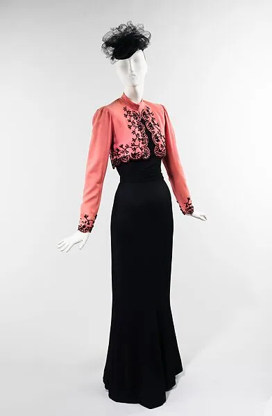Ensemble — Elsa Schiaparelli