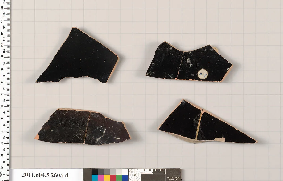 Terracotta fragments of kylikes (drinking cups) — Unknown