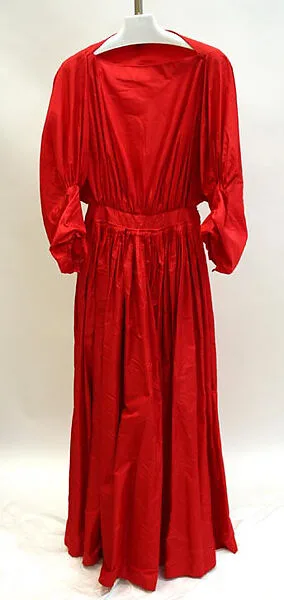 Dress — Madame Grès (Germaine Émilie Krebs)