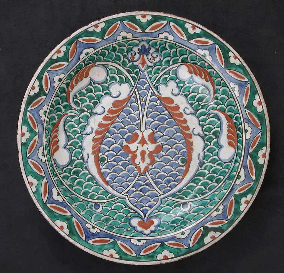 Dish with Scale-Pattern Design — Unknown