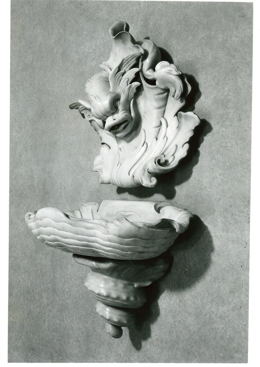 Wall fountain — Unknown