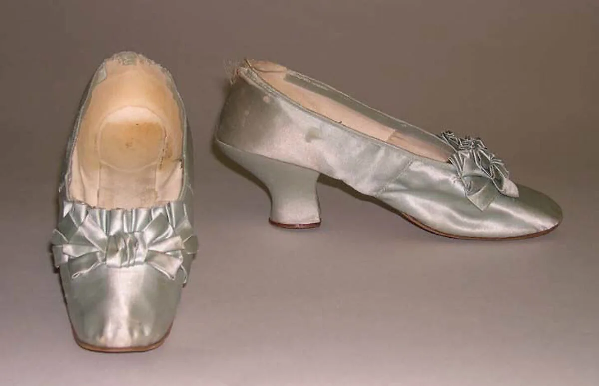 Shoes — Unknown