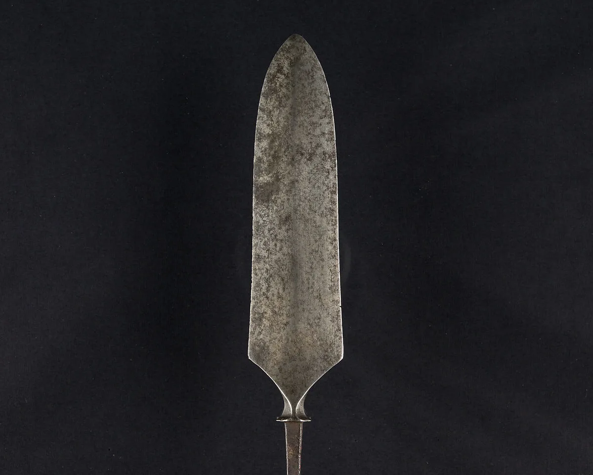 Arrowhead (<i>Yanone</i>) — Unknown