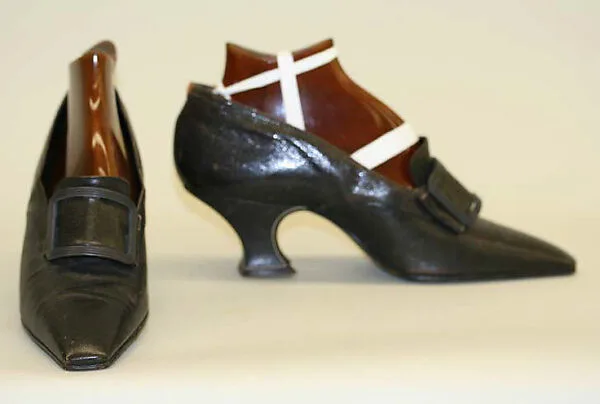 Shoes — Pierre Yantorny