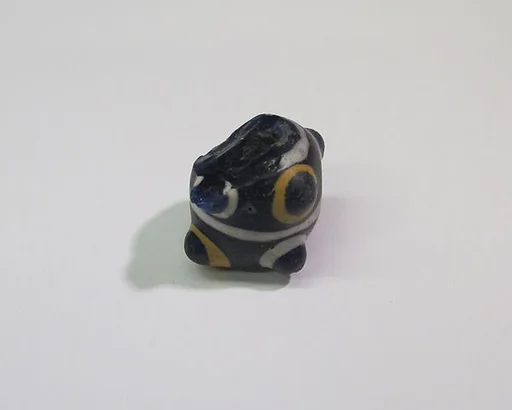 Composite eye bead