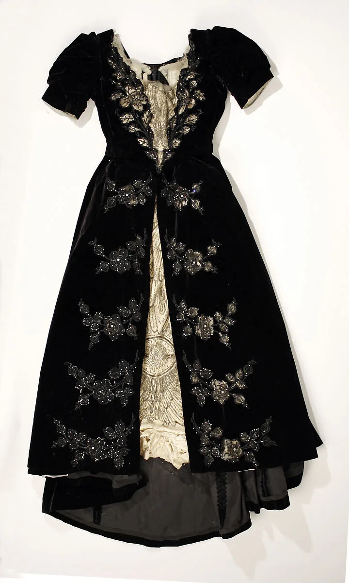 Evening dress — House of Worth