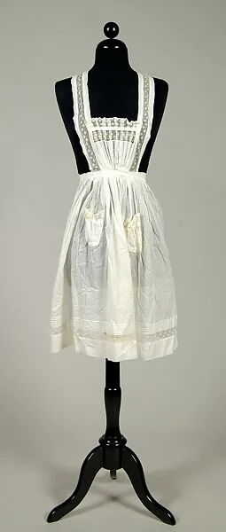 Apron — Unknown