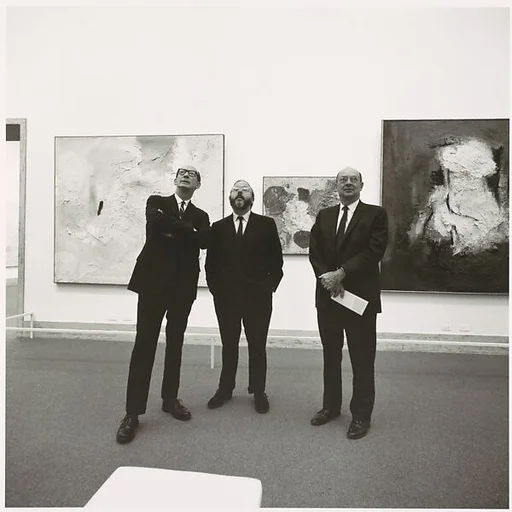 [Henry Geldzhaler and Visitors]