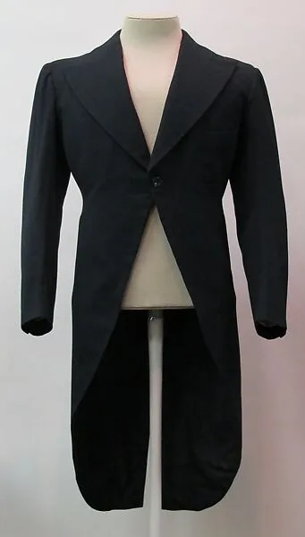 Suit — Unknown