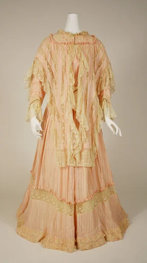 Dressing gown