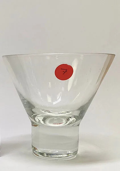 Glass — Göran Hongell|Iittala Lasitehdas Oy