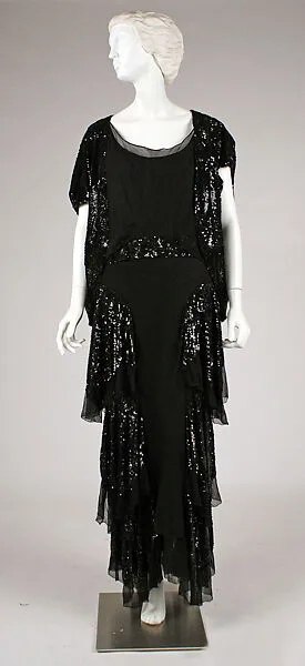 Evening ensemble — House of Worth